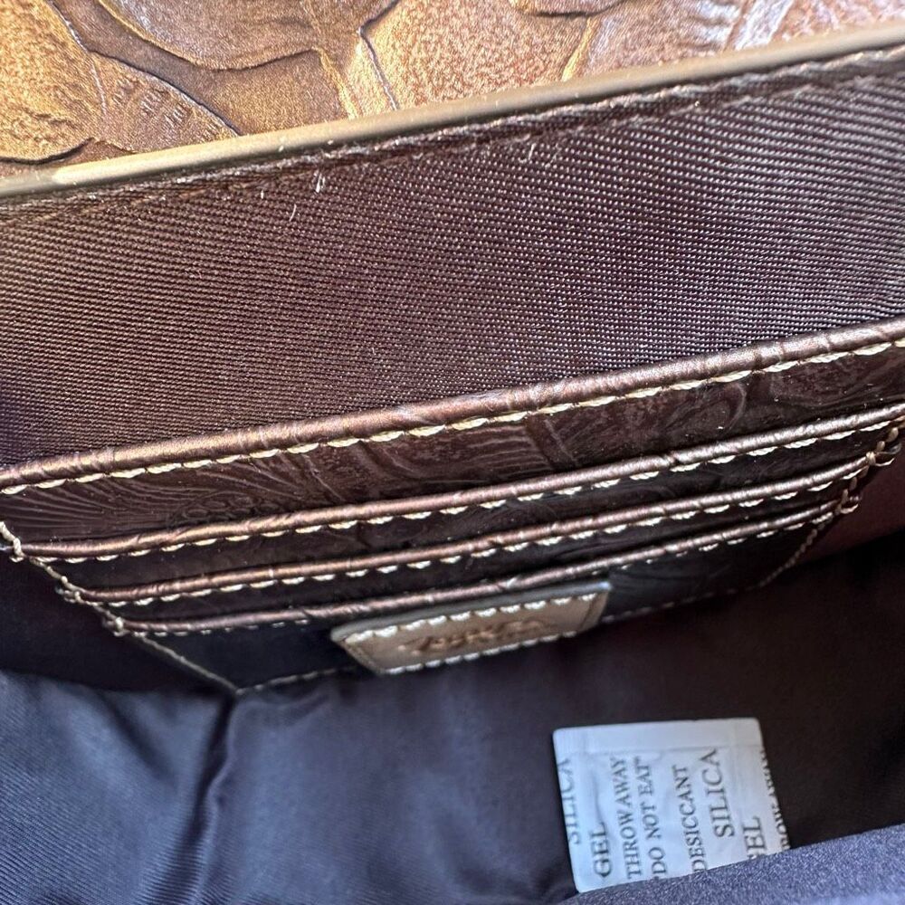 Tony Lama Tooled Leather Saddle Bag Bronzed Floral Brown Crossbody NEW - Picture 8 of 8